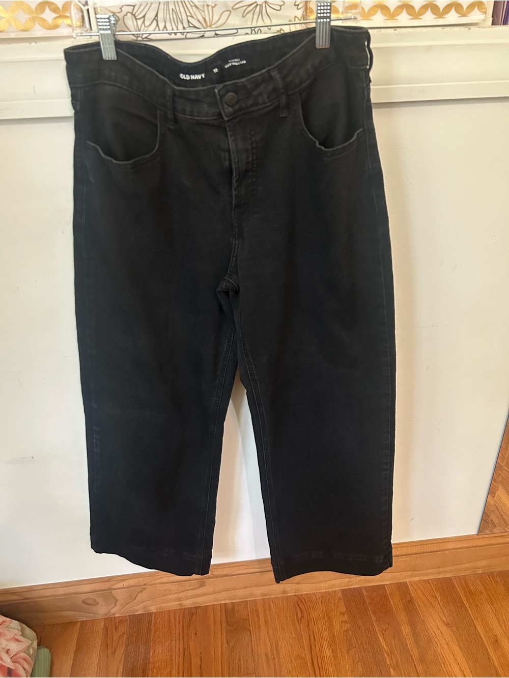 Old Navy Woman's Black Wide Leg Jeans